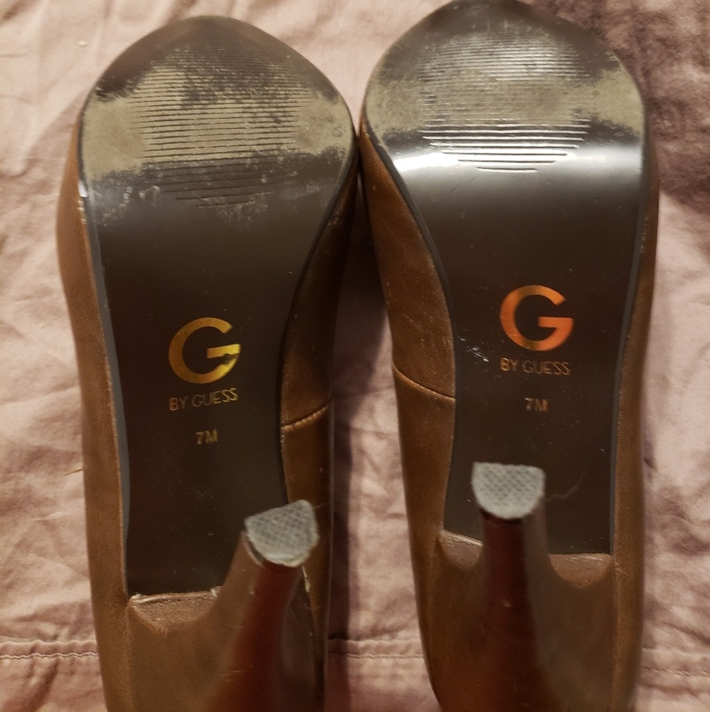 Heels - Picture 3 of 4